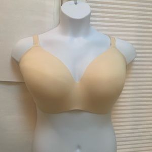 Knix Wingwoman contour wireless bra NWT size 8+++ (40 or 42G) V-neck Beige